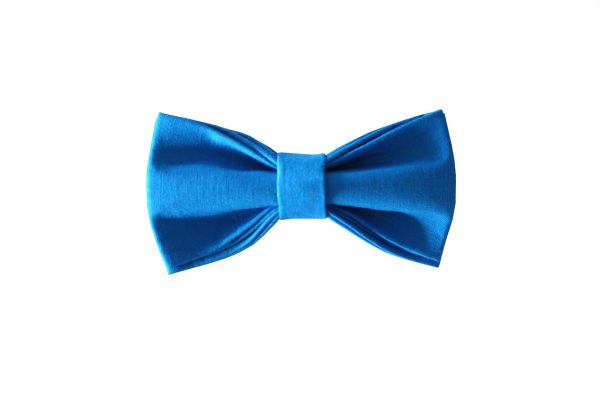 simple uni blue bow tie