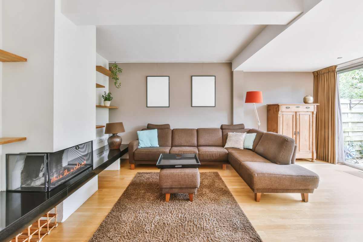 What to pair brown with in the home